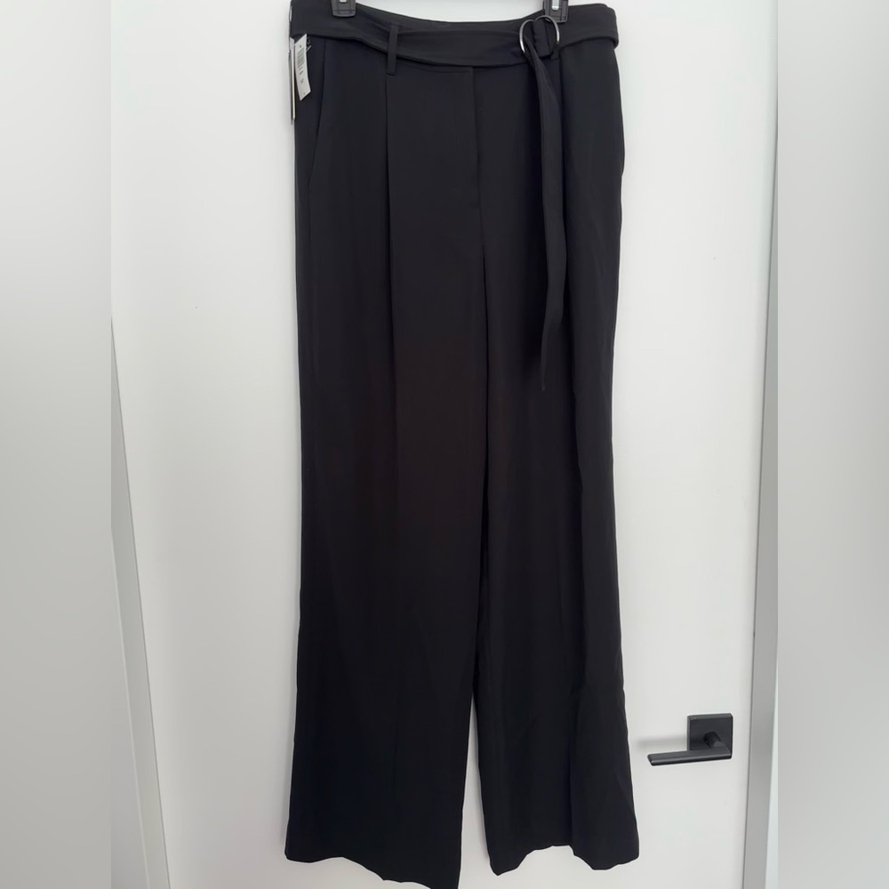 NWT Aritzia Babaton Amira Black Trousers